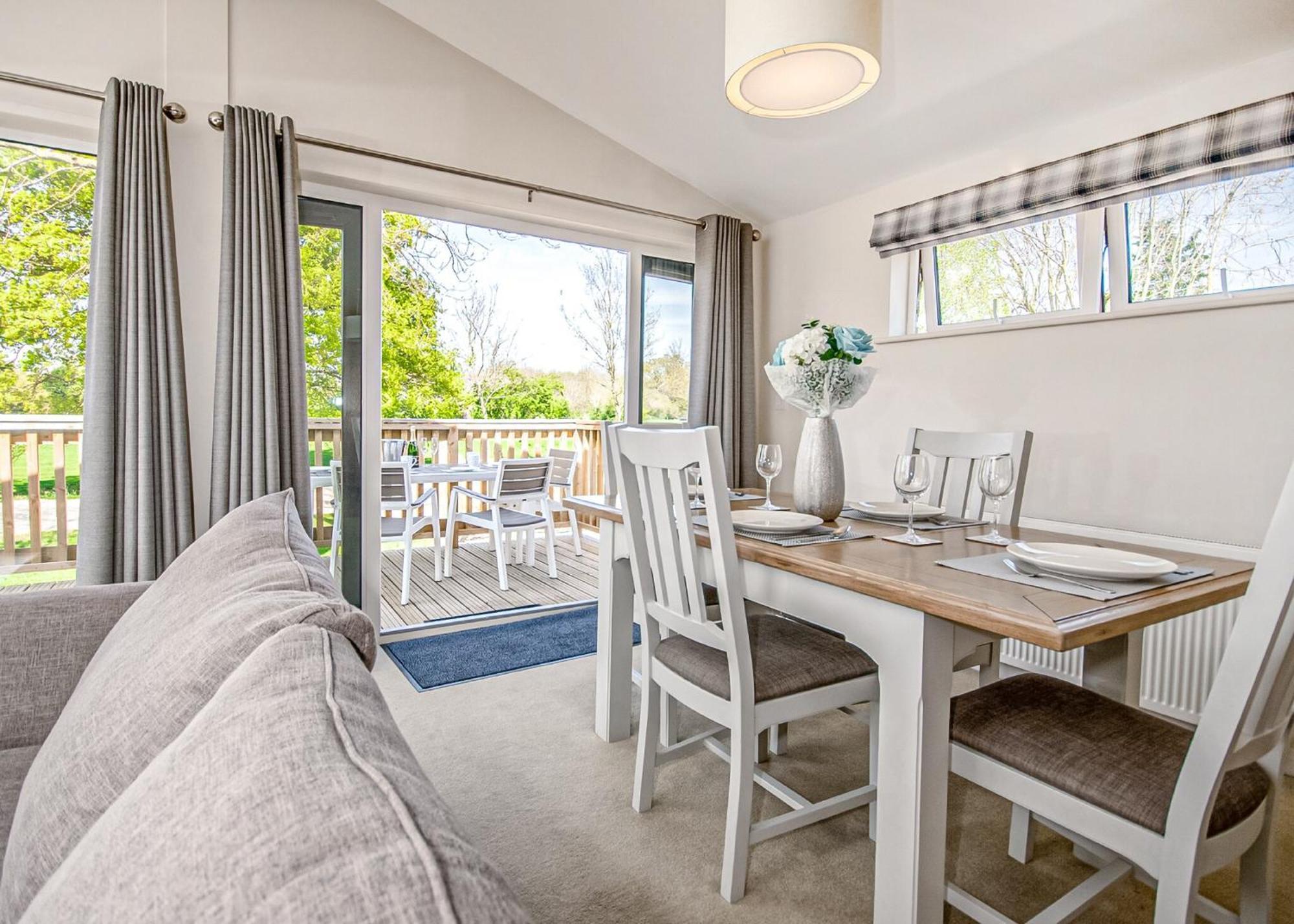 Hawthorn Glen Lodges Downham Market Phòng bức ảnh